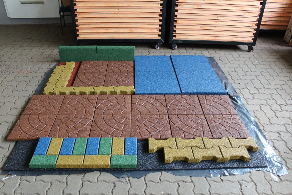 Резиновая тротуарная плитка в Пскове